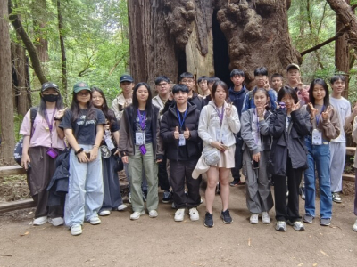 ▲拜會舊金山辦事處大合照。(台灣好報/彭姿穎報導) 為強化青年國際視野與全球議題素養，來自全台共22位高中與國中學生於7月下旬前往美國舊金山，展開為期兩週的深度交流之旅。在臺灣國際文教創新交流協會統籌下，學生們以聯合國永續發展目標（SDGs）及STEAM與 ...(略)