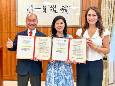 為推動國際教育合作與學生多元升學機會，新北市崇光中學近日正式與澳洲南昆士蘭大學UIL簽署合作備忘錄（MOU），攜手拓展國際教育合作（左起：南昆士蘭大學UIL在台代表許世章、崇光中學校長蔡瑩冠、昆士蘭州駐臺代表Juna,Ferrett）。圖／菁華留學教育提供 ...(略)