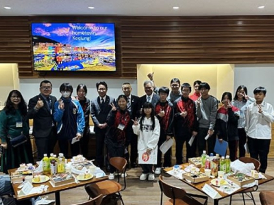 基隆六所學校赴日本廣島縣廿日市市，進行五天教育交流，深化台日友誼、促進跨文化學習，師生滿載而歸。（圖：信義國中提供）(台灣新生報/簡麗春報導)基隆市信義國中領軍南榮國中、中正國中、成功國中、二信高中與八斗高中六校共16名師生代表，前往日本廣島縣廿日市市，展 ...(略)