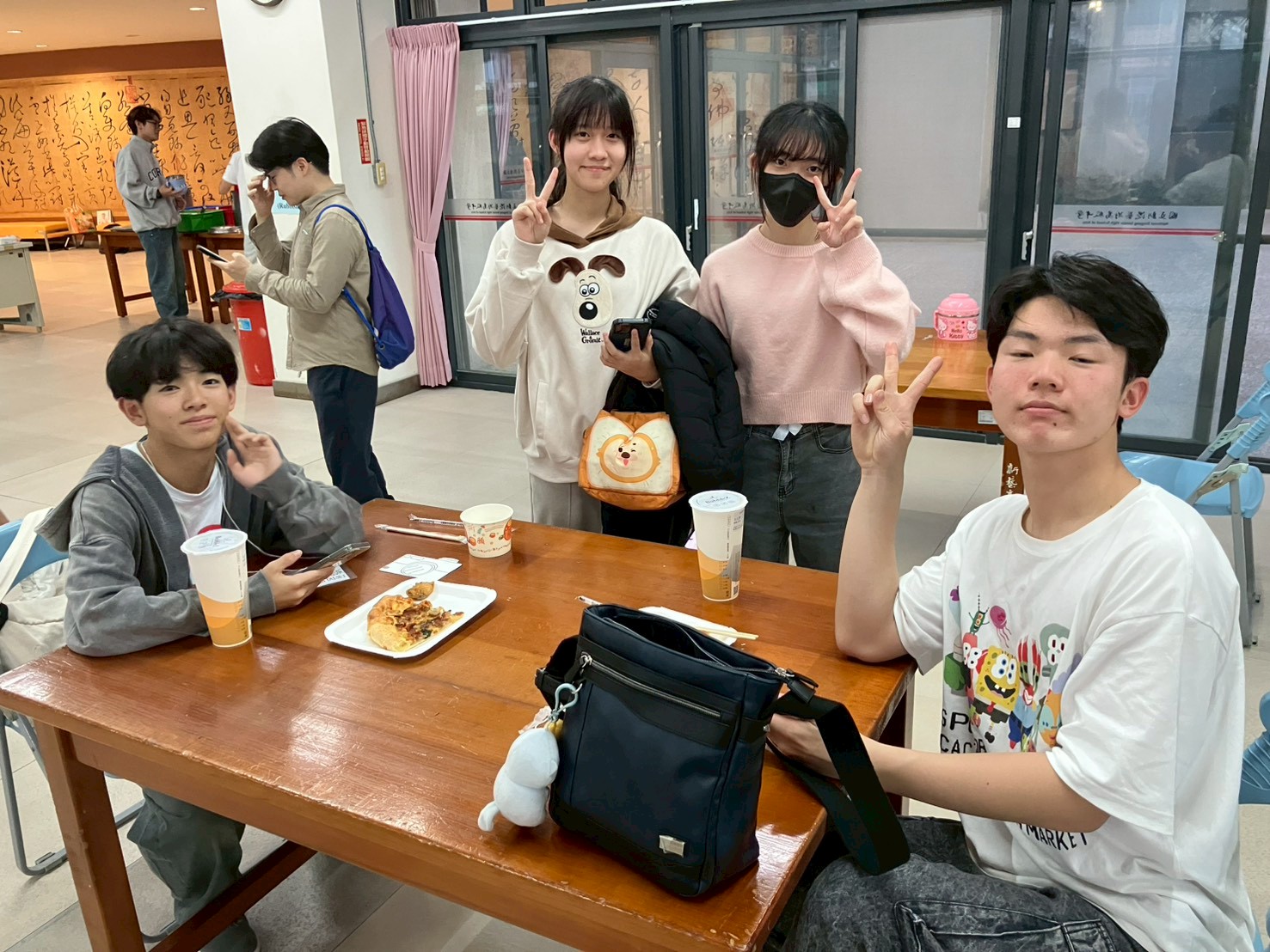 國立新港藝術高中(以下稱新港藝高)已圖片