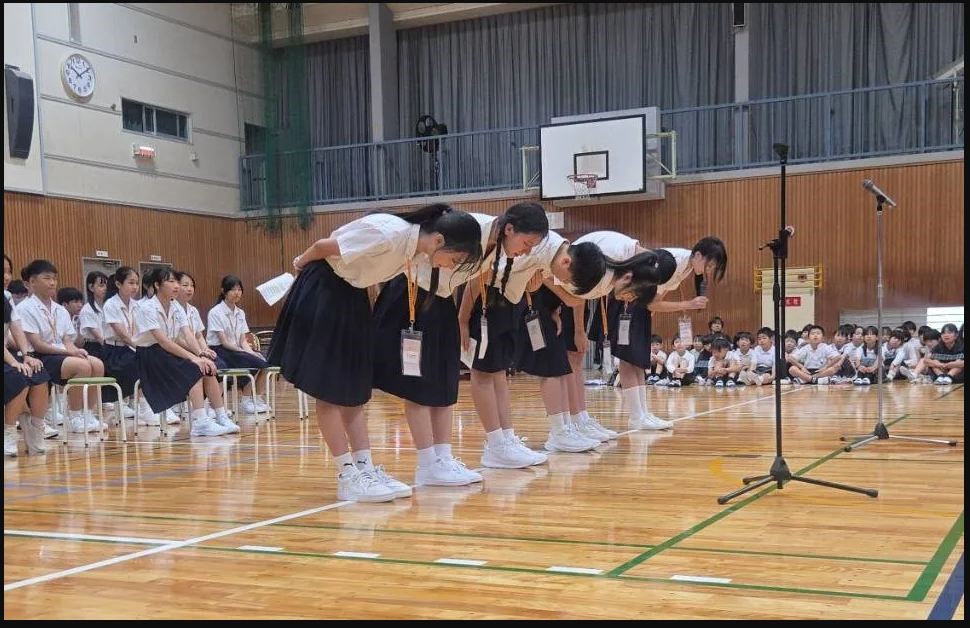 為積極落實國際教育交流，竹市培英國中圖片