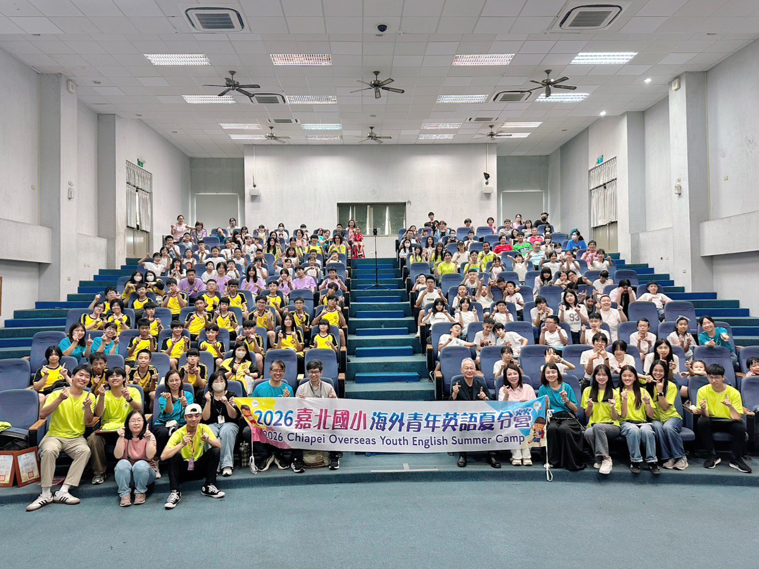 學子們參與國際共學相關活動,從而拓展圖片