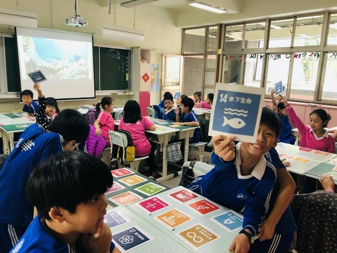 一) 小組影片製作 (二) 小小城�圖片